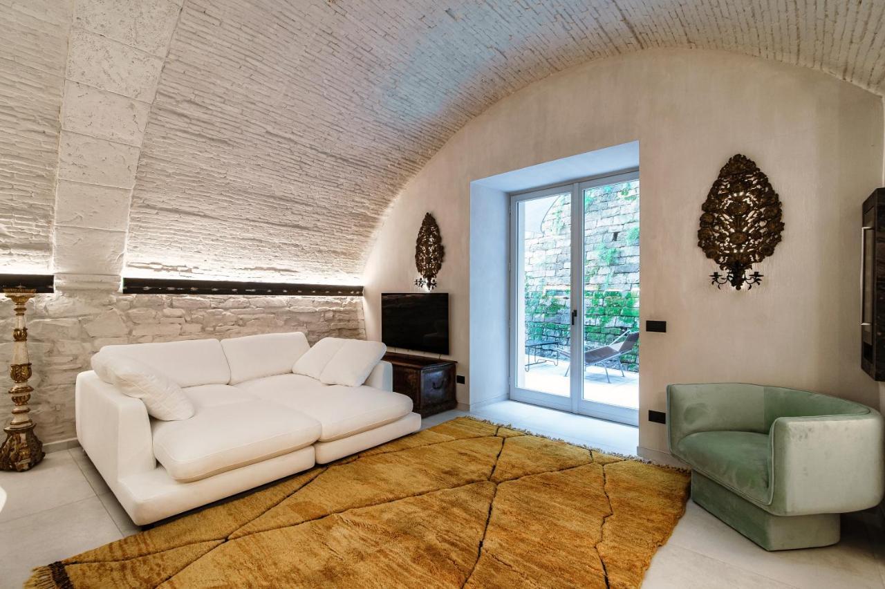 Suites Lorodellago Como - The House Of Travelers Extérieur photo