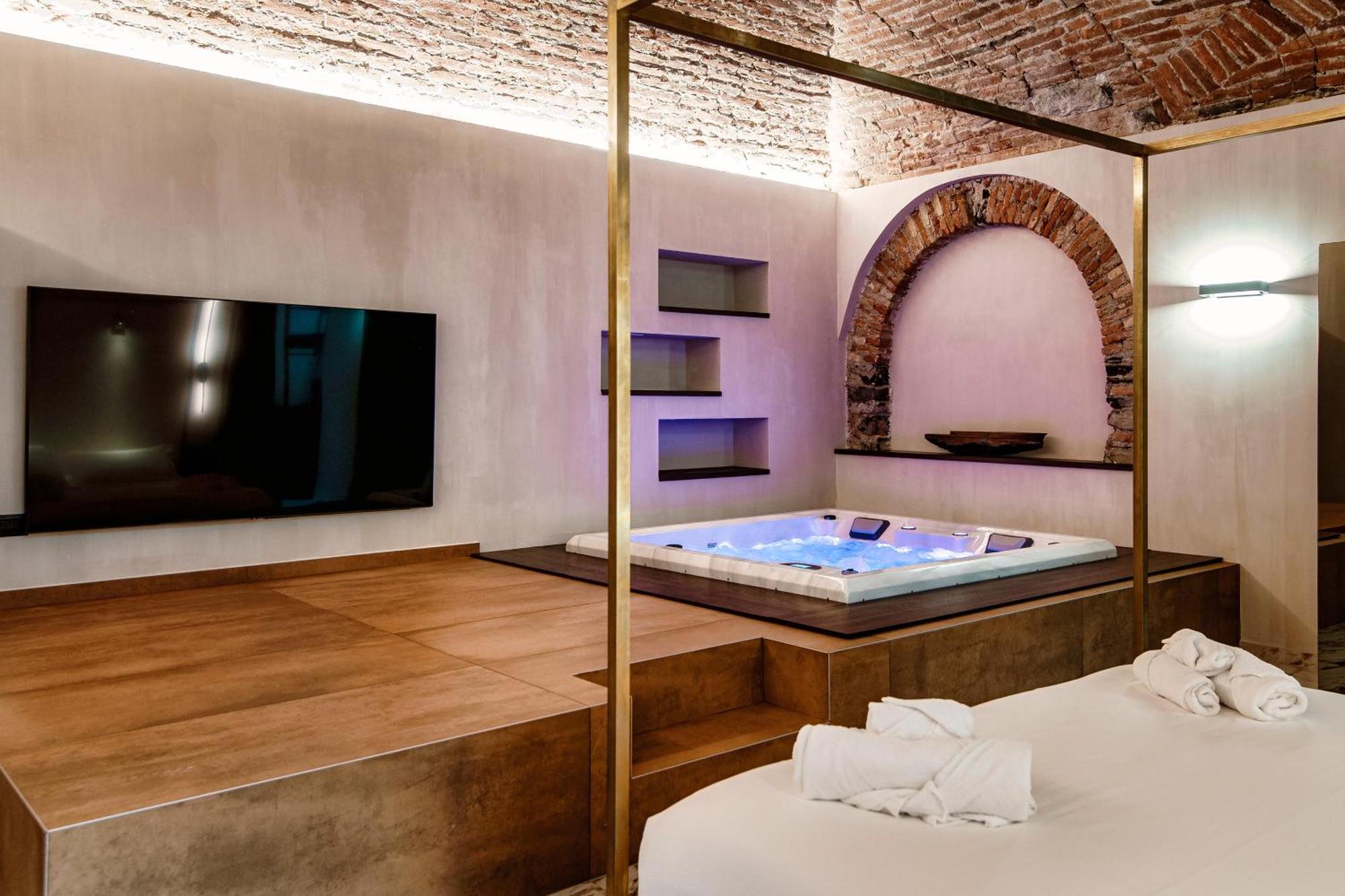 Suites Lorodellago Como - The House Of Travelers Extérieur photo