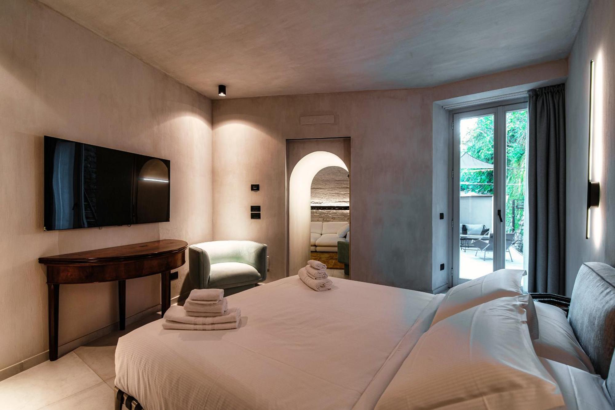 Suites Lorodellago Como - The House Of Travelers Extérieur photo